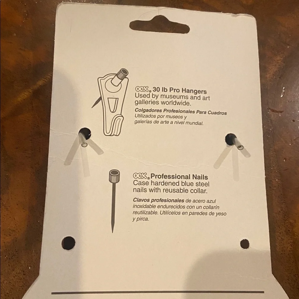 OOK Deluxe Plate Hanger Set Hangs Decorative Plates Securely Won’t Damage Walls